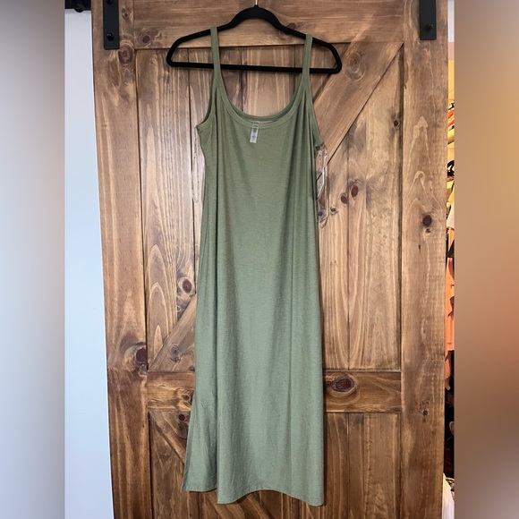 Beyond Yoga Dresses & Skirts - Beyond Yoga Women’s Olive Green Sleeveless Maxi Dress
